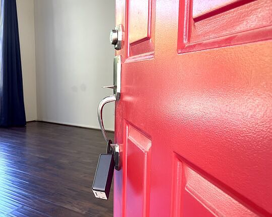 3rd image of 4956 Lazio Way