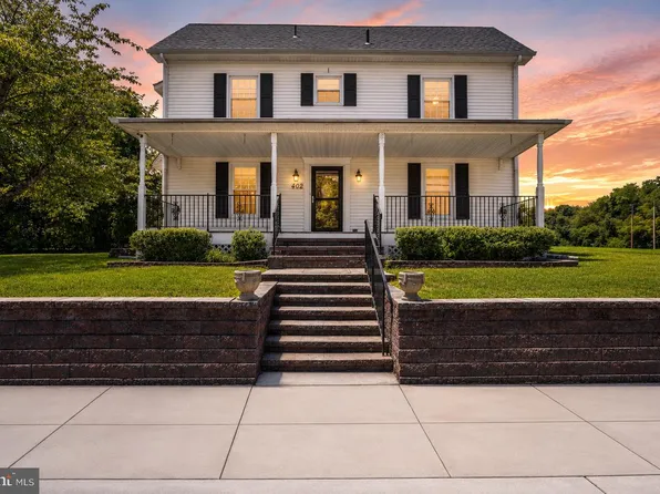 402 Barnsboro Rd, Sewell, NJ 08080
