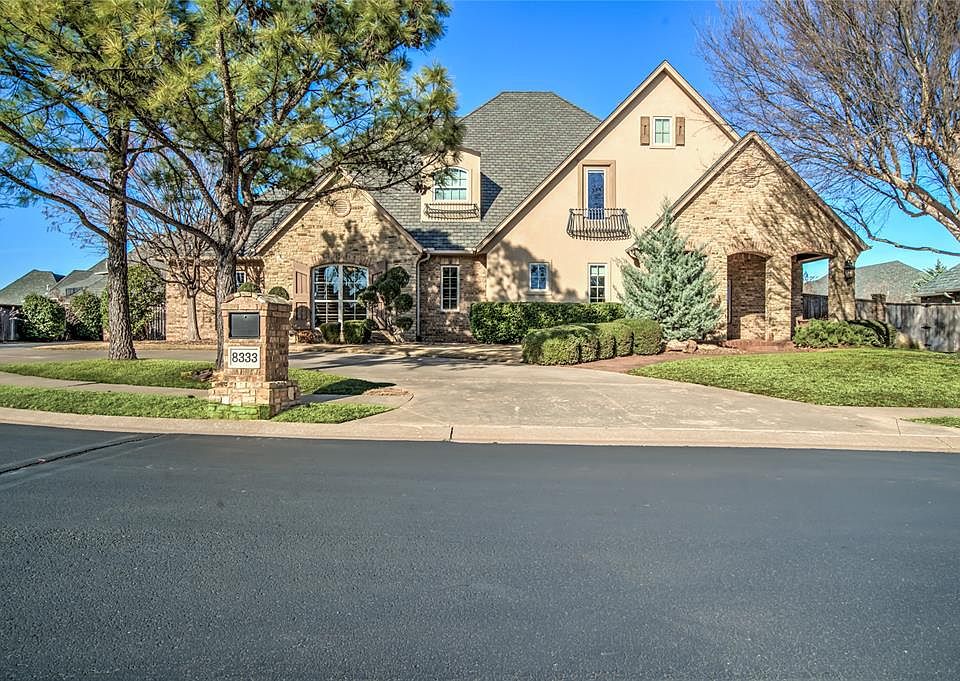1st image of 8333 NW 128th Cir