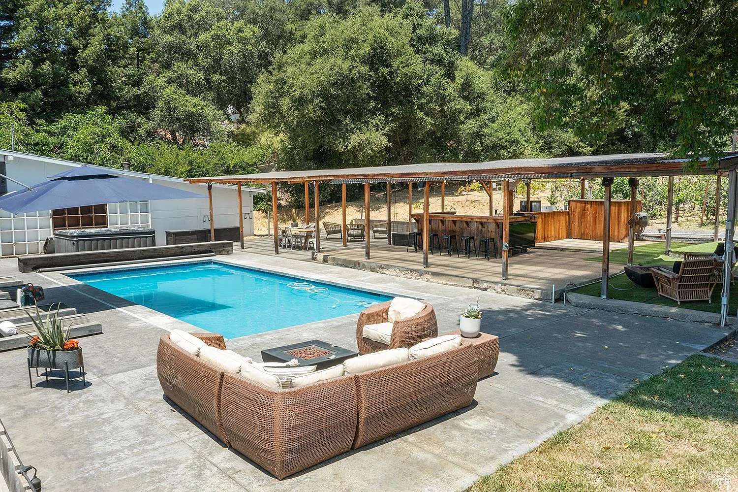 995 Dry Creek Road - Photo 4