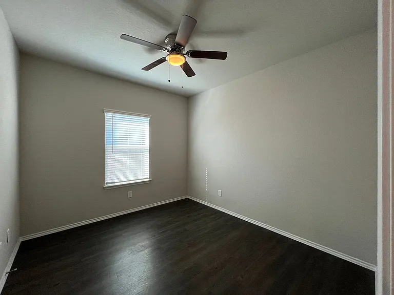 621 Ashers Pl — Photo 13