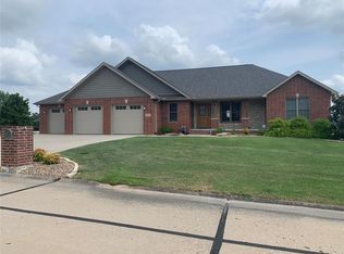 1561 Chimney Spring Ct, Jackson, MO 63755