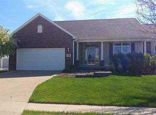 506 Huntington Ct, Sergeant Bluff, IA 51054