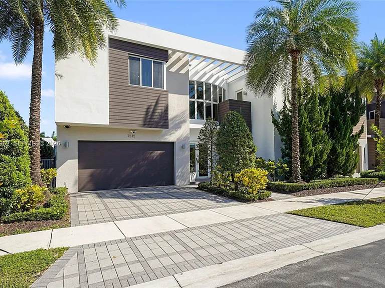 7515 NW 99th Ave — Photo 37