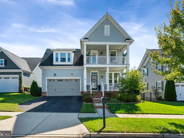 17412 Spring Cress Dr, Dumfries, VA 22026