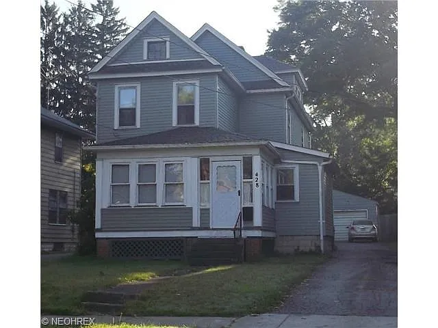 428 Bonnie Brae Ave NE photo 1