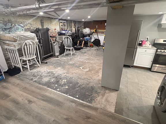 5th image of 18 Egmont Pl #Ll