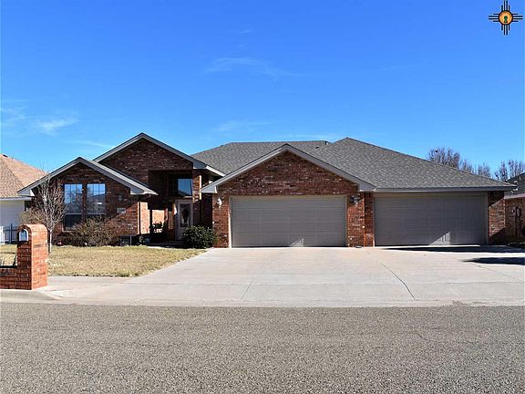 2nd image of 1009 Chase Meadow Ln