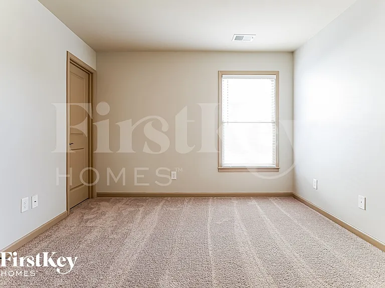 94 Silvertop Dr — Photo 12