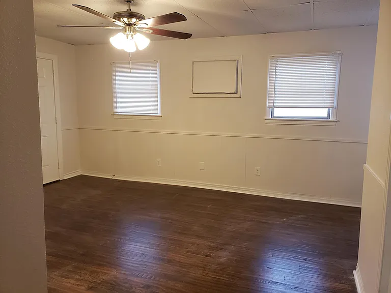 4256 Standish Rd — Photo 10