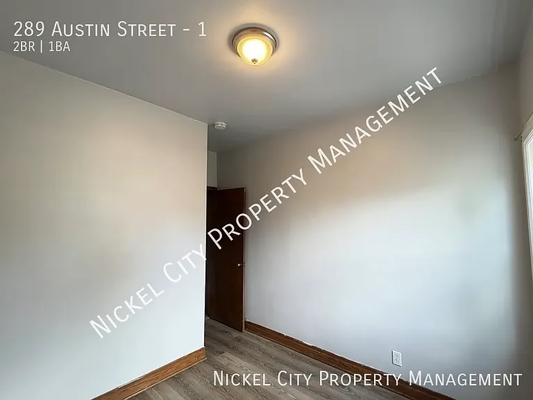 289 Austin St #1 — Photo 11