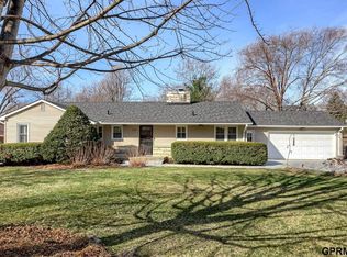 2104 S 88th St, Omaha, NE 68124