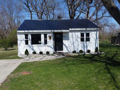 850 E Locust St, Watseka, IL, 60970