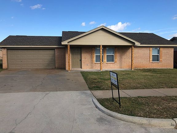 2nd image of 309 Kathy Ln