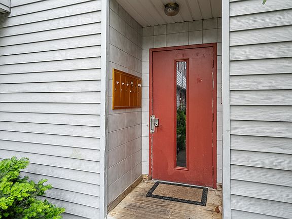 4th image of 6361 Beechmont Ave APT 7