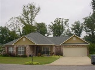 551 Stone Ridge Rd, Starkville, MS 39759