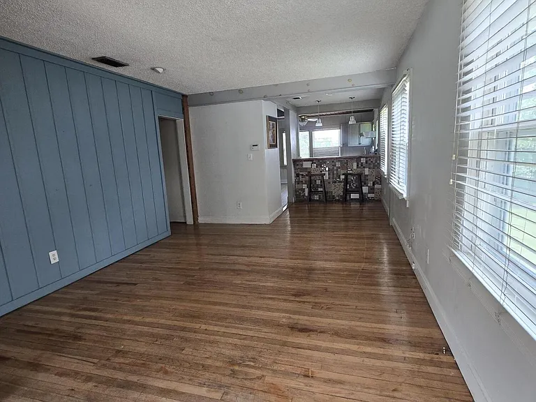 1822 Inwood Ter — Photo 3