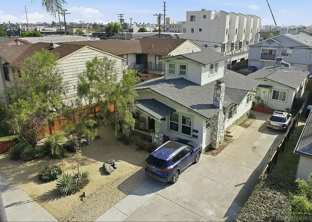 3765 Herman Ave — Photo 2
