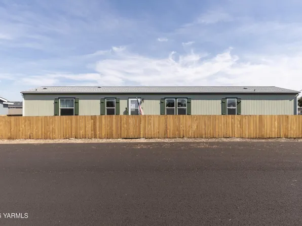 2802 S 5th Ave Unit 22, Union Gap, WA 98903