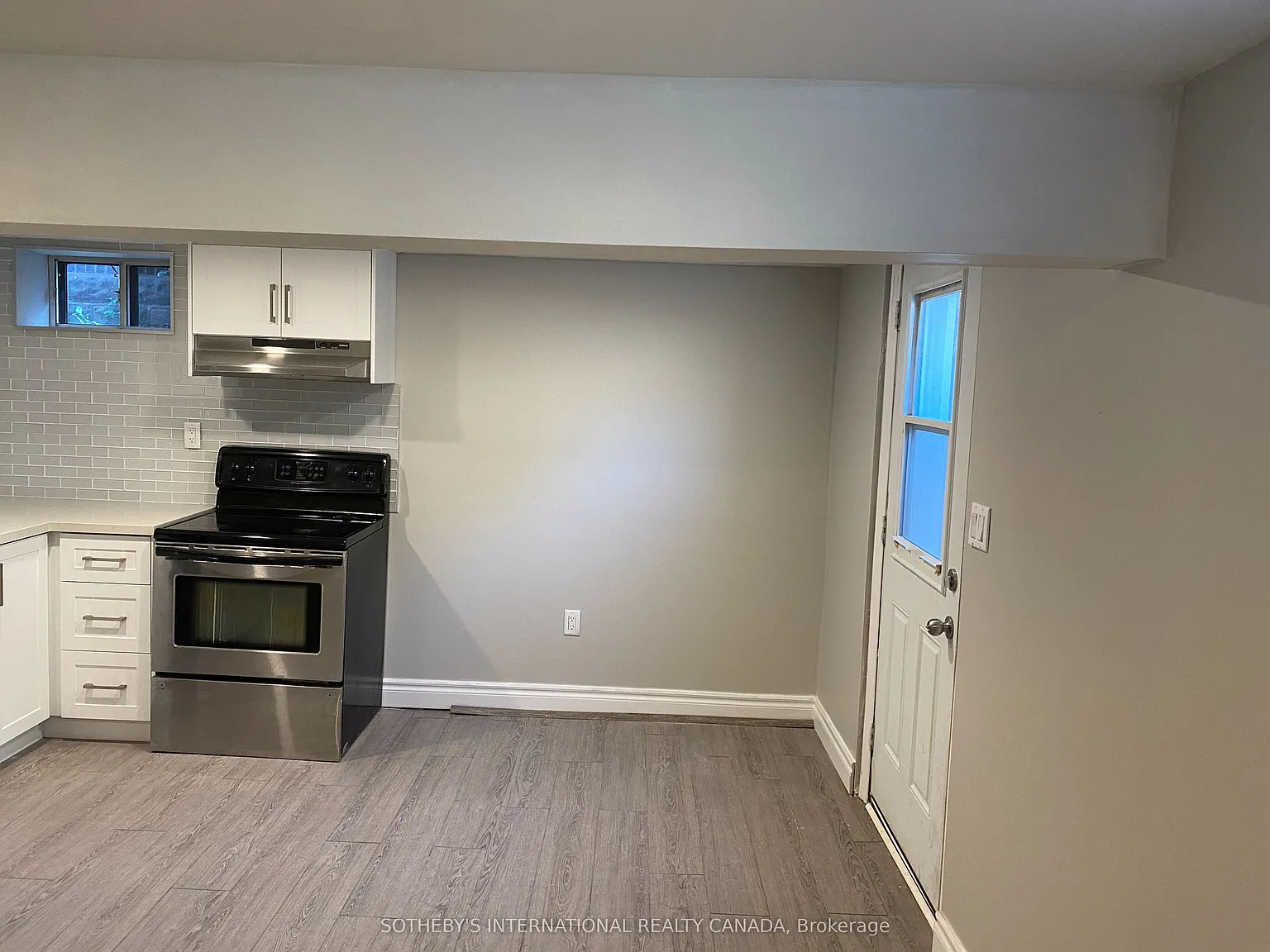 Studio, $1,300 — Photo 2