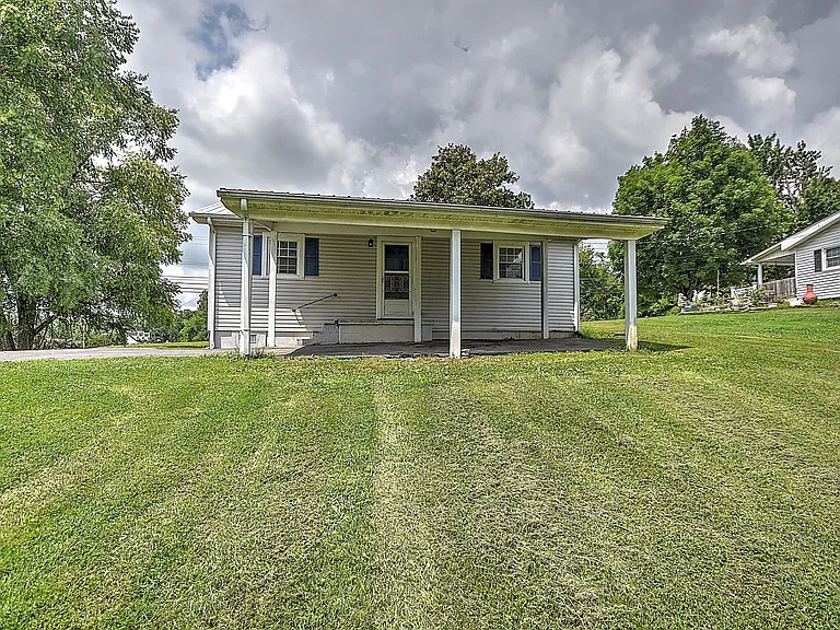 2207 Buckingham Rd — Photo 24