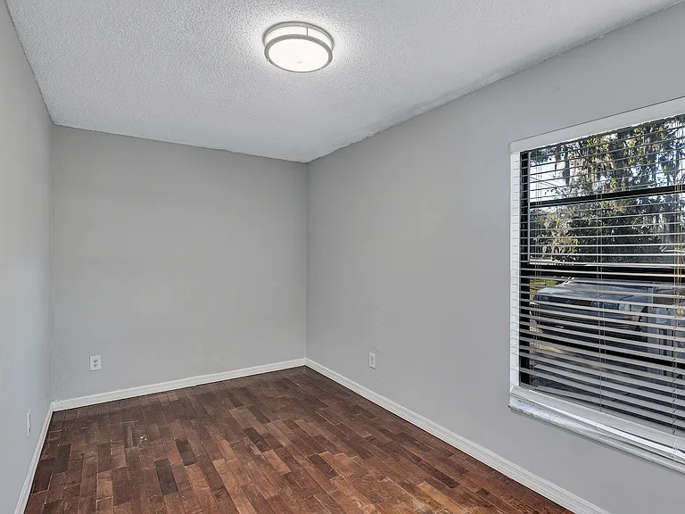 2474 Rouse Rd — Photo 6