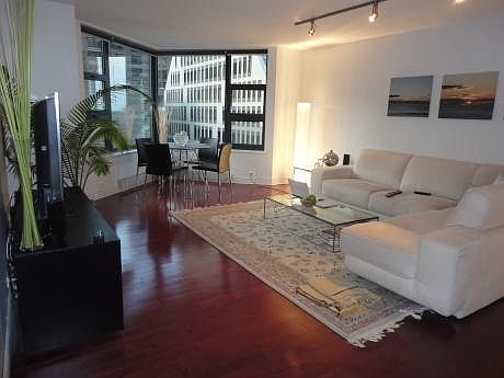 4th image of 401 E Ontario St #803CR