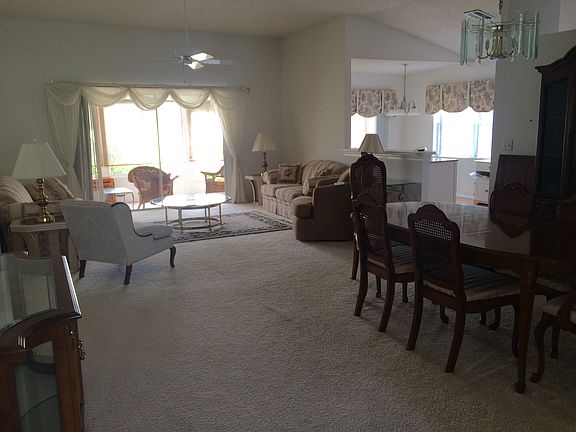 3rd image of 1024 New Winsor Loop