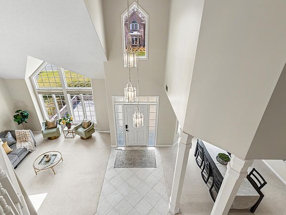 5th image of 6459 Pinnacle Dr