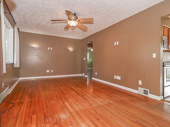 2nd image of 293 Thelma Dr
