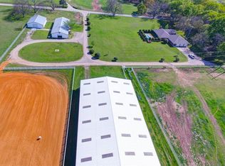 277 County Road 182, Gainesville, TX 76240