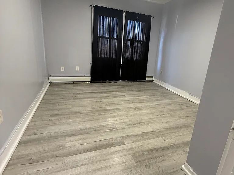 65 Drake St #1 — Photo 17