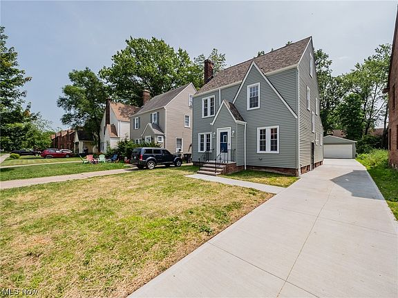 2nd image of 3616 Blanche Ave