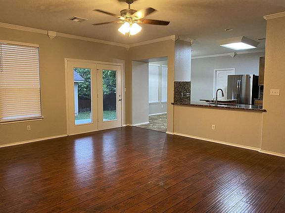 5th image of 8521 Sage Meadow Dr