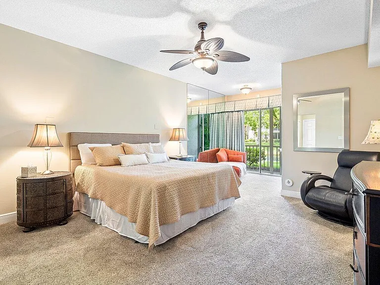 5070 Lake Catalina Dr #C — Photo 12