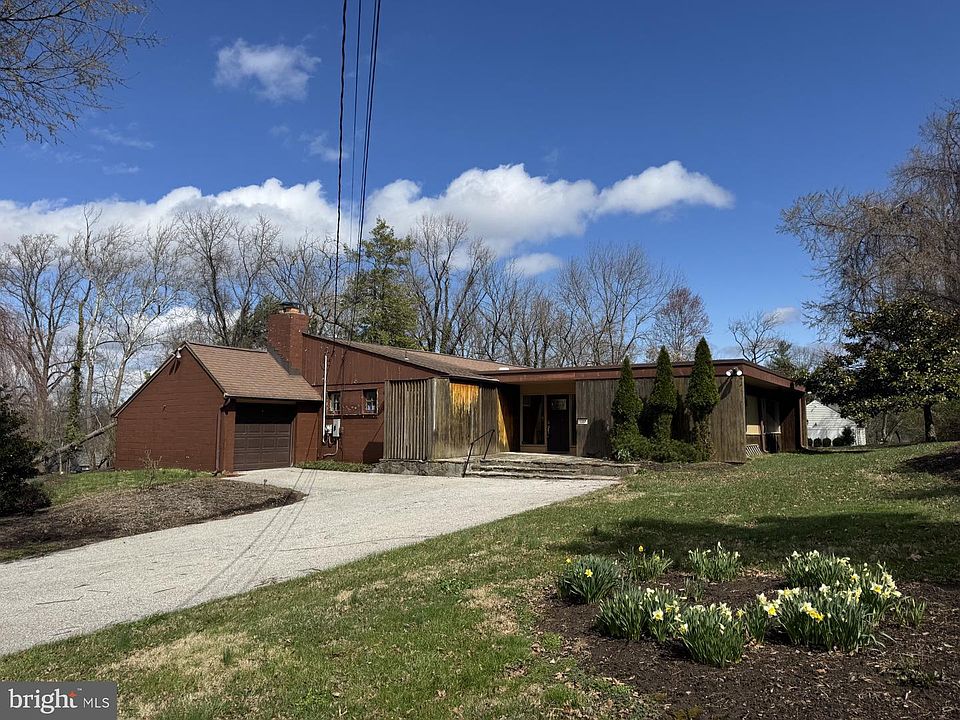 1st image of 1213 Trappe Ln