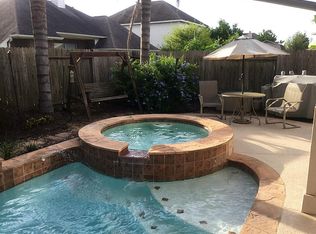 5018 Summer Oak Dr, Pasadena, TX 77505