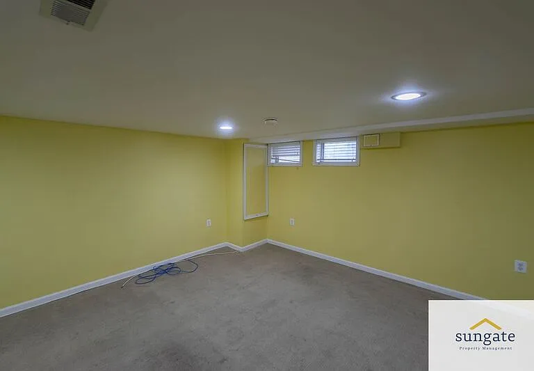 8616 Pleasant Plains Rd — Photo 24