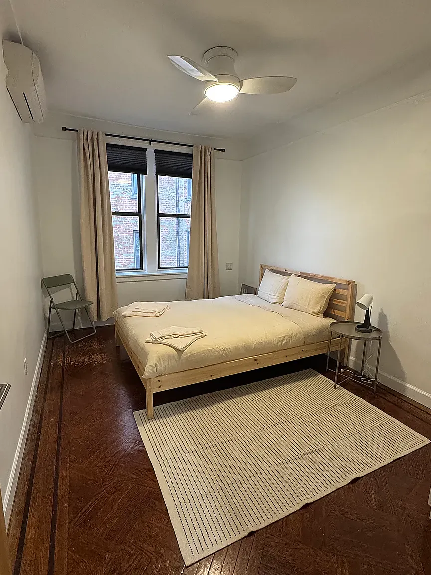 325 Empire Boulevard — Photo 2