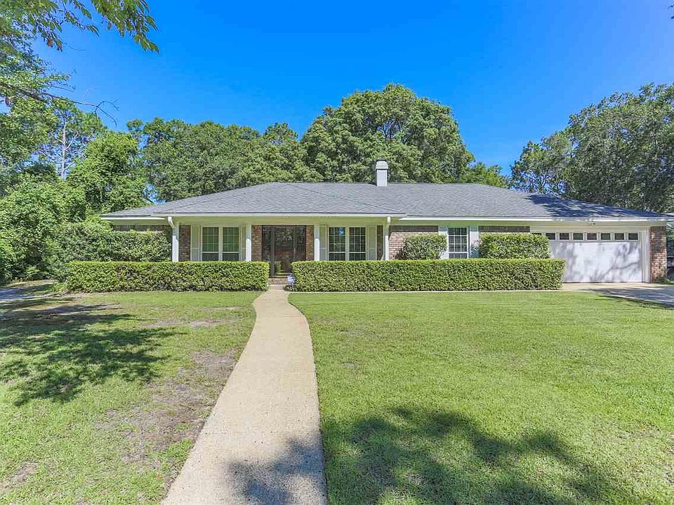 1st image of 4605 Baywoods Dr