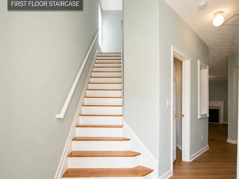 4269 Annlette Dr — Photo 3