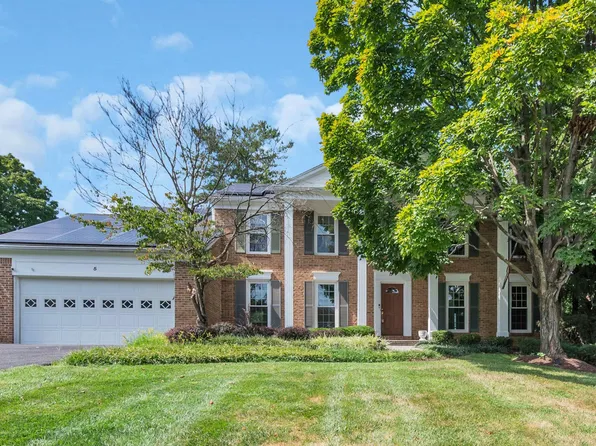 5 Triple Crown Ct, Gaithersburg, MD 20878