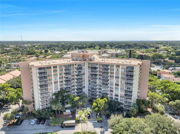 10777 W Sample Rd APT 907, Coral Springs, FL 33065