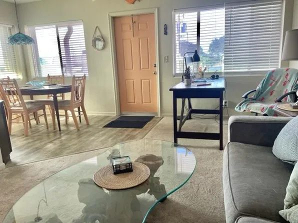 2960 Cynthia Lane #206, Lake Worth Beach, FL 33461