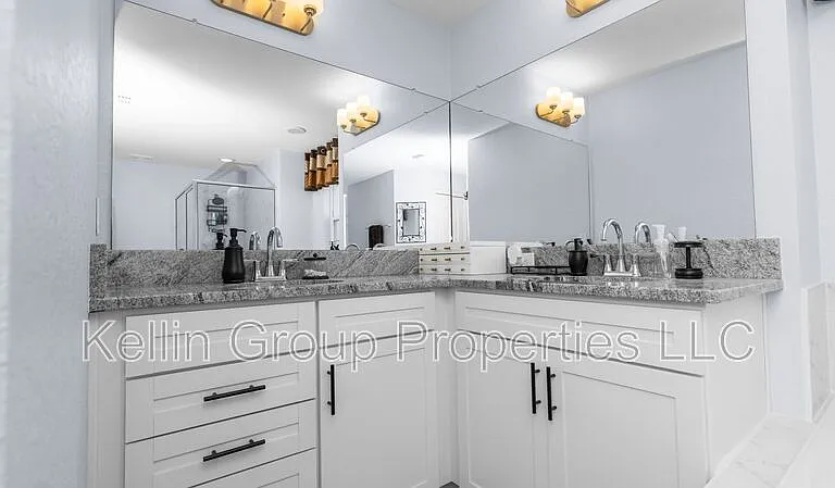 4762 Drake Ave — Photo 30