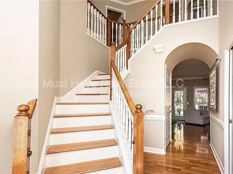 5700 Crown Ter — Photo 3