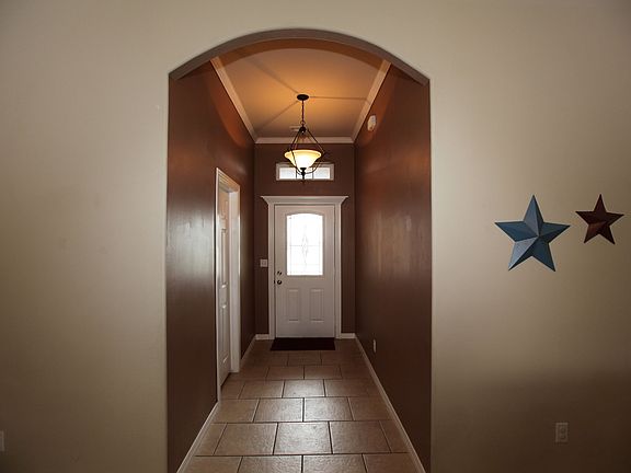 Tiled entryway.