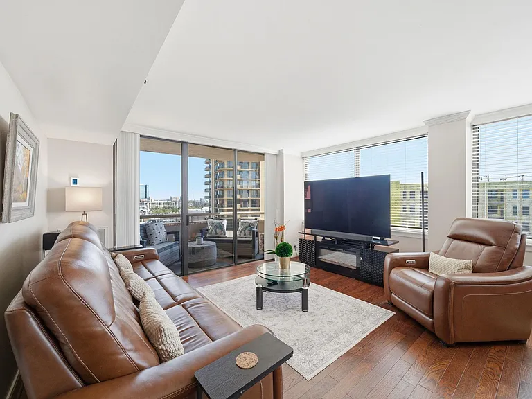 3525 Sage Rd #909 — Photo 5