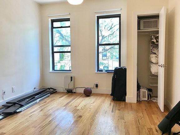 4th image of 401 Suydam St #1A