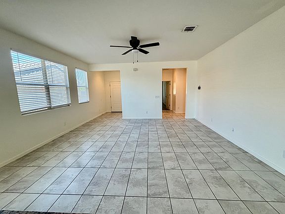 3rd image of 10231 W Southgate Ave